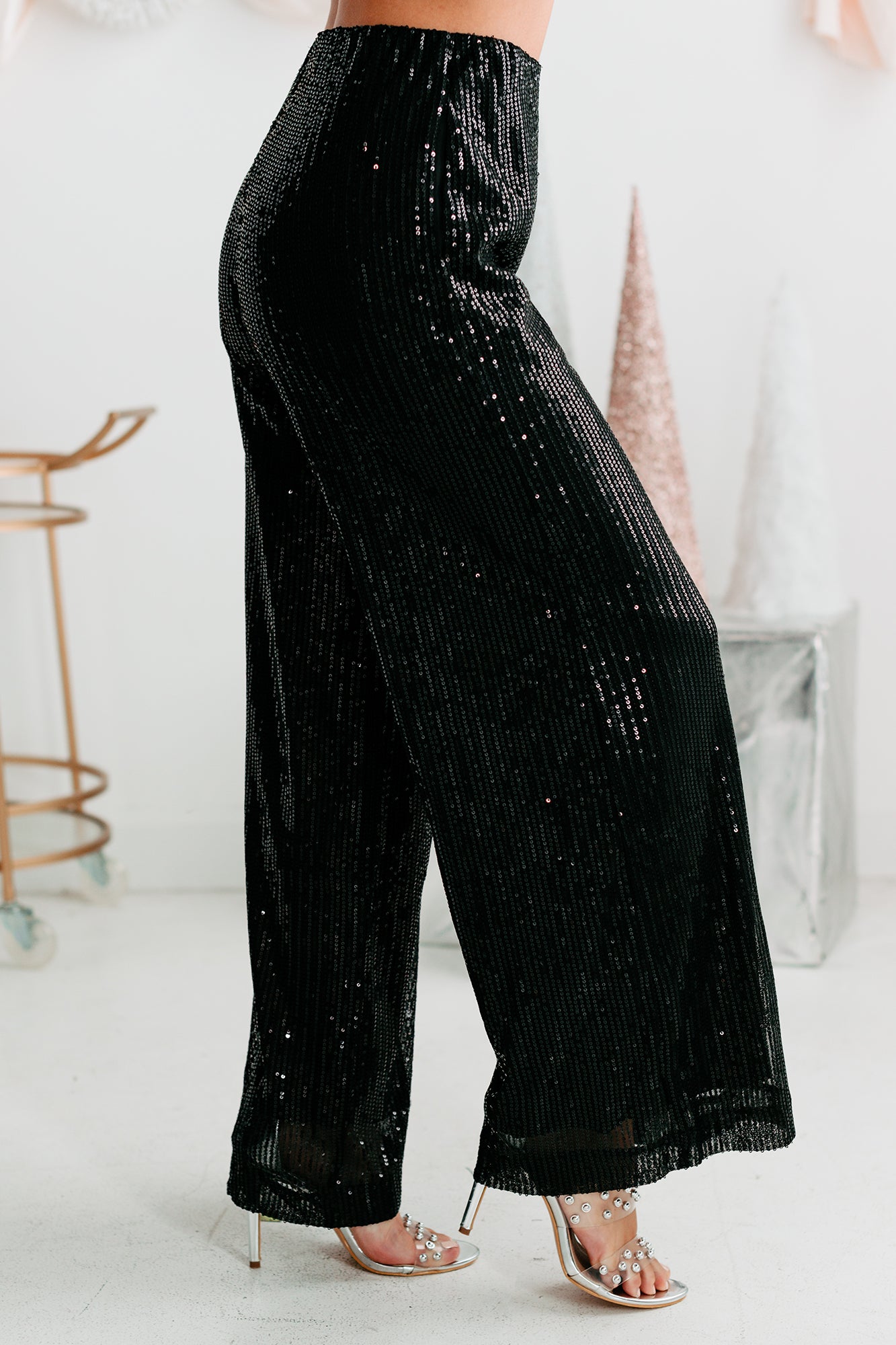 Sequined Pants curated on LTK | Sequin pants, Glitter pants outfit, Sequins  pants outfit